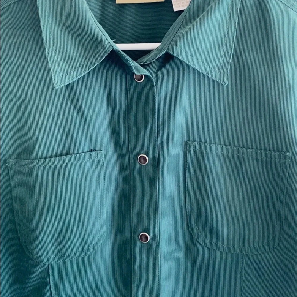 Liz Claiborne long sleeve